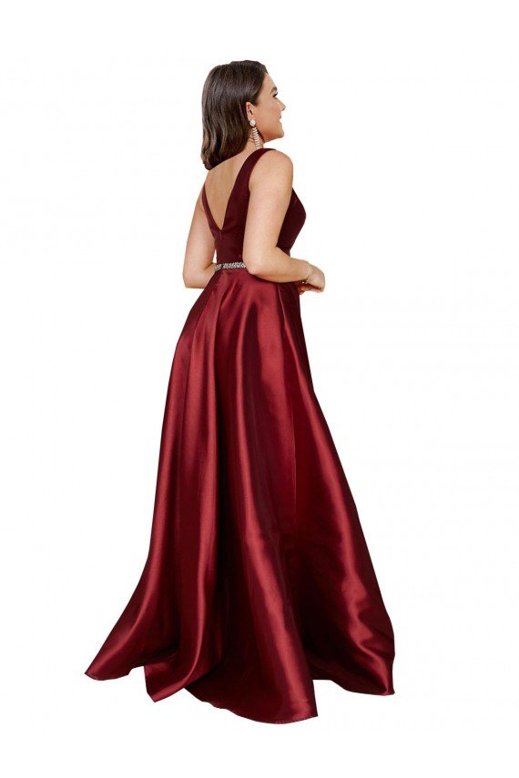 Sleeveless Deep V-Neck A-Line Satin Evening Dress with Pockets